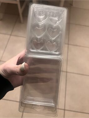Clear Heart-Shaped Plastic Mold Pack - Set of Heart Cavities for Wax Melts